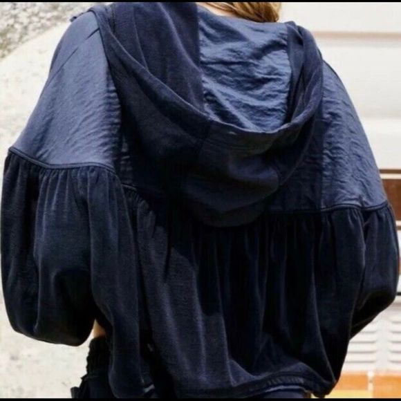 NWOT Free People Movement Sweatshirt Size M,S - Picture 3 of 5